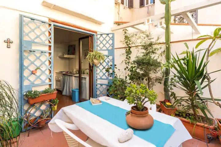 Nel cuore della Kalsa Ideale per Remote Working Palermo Esterno foto