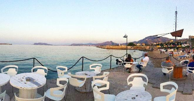 Nel cuore della Kalsa Ideale per Remote Working Palermo Esterno foto